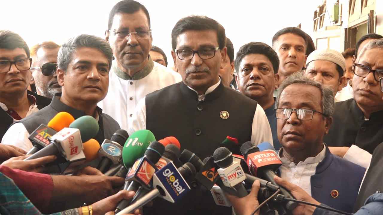 নির্বাচন পেছানো বা আর পুনর্বিচেনার সুযোগ নেই: হানিফ