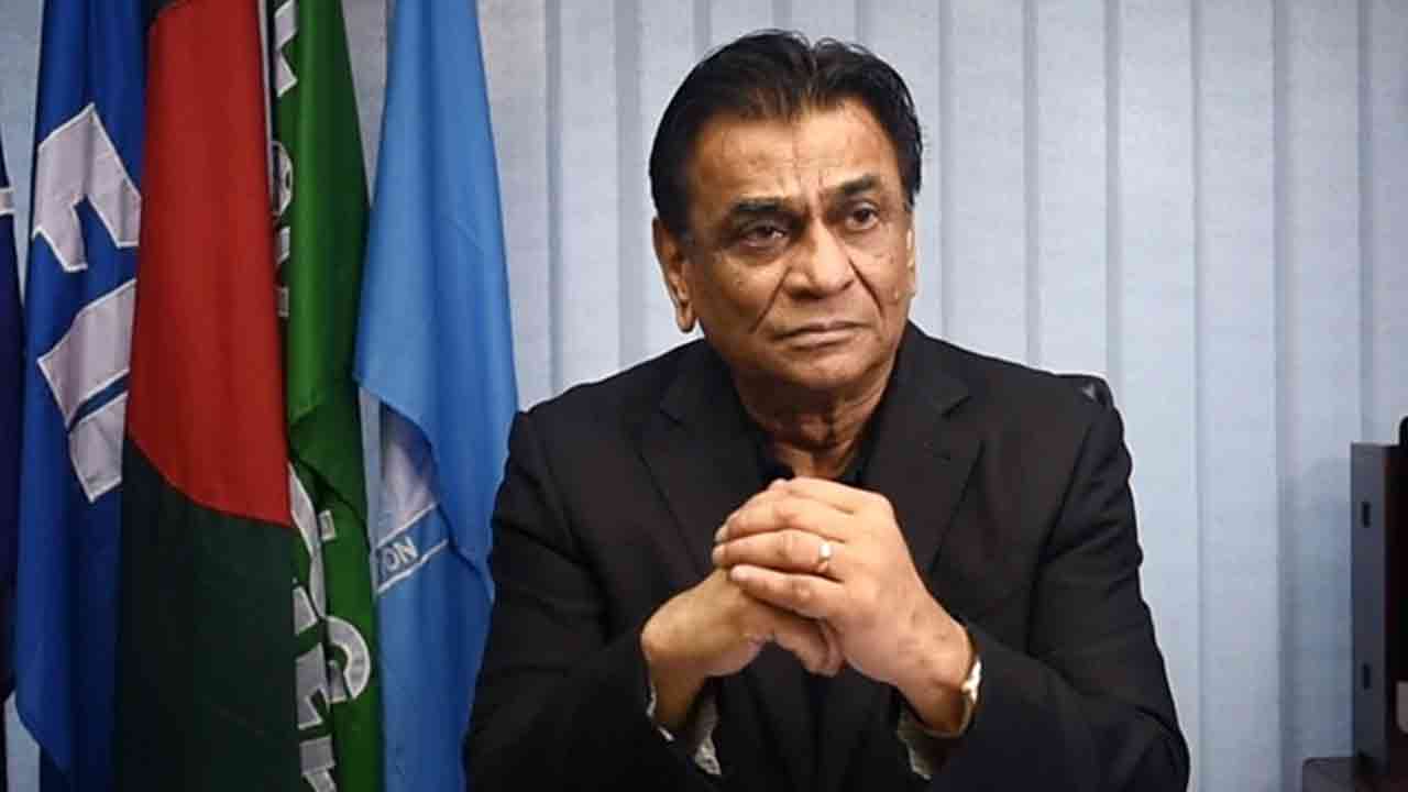 লিগ কমিটি থেকে পদত্যাগ করলেন সালাউদ্দিন