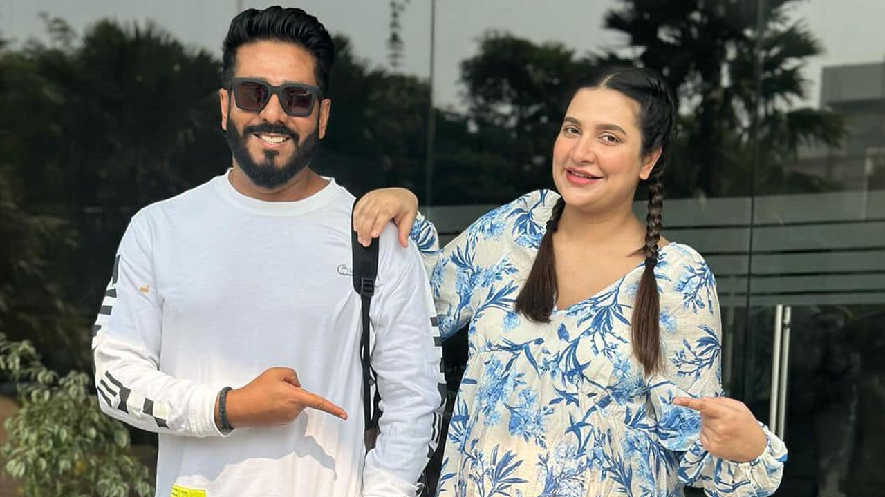 কন্যাসন্তানের কী নাম রাখলেন রাজ-শুভশ্রী