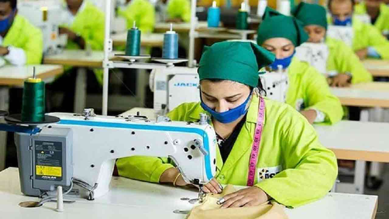 ‘শ্রম অধিকারের যথেষ্ট অগ্রগতি হয়েছে’