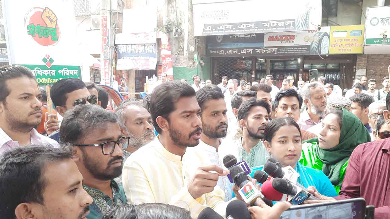 বৈশ্বিকভাবে দেশ একটি ভয়াবহ সংকটে পড়তে যাচ্ছে: নূর