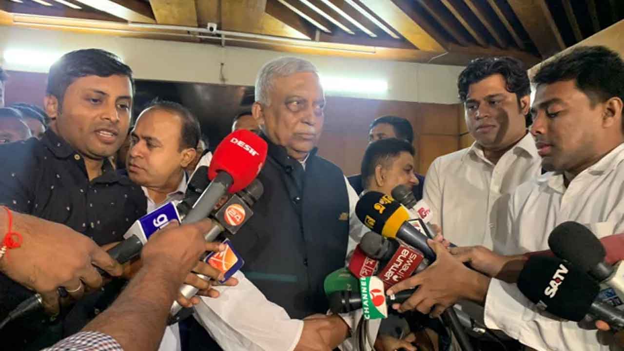 স্বরাষ্ট্রমন্ত্রী আসাদুজ্জামান খান কামাল। ছবি: সংগৃহীত