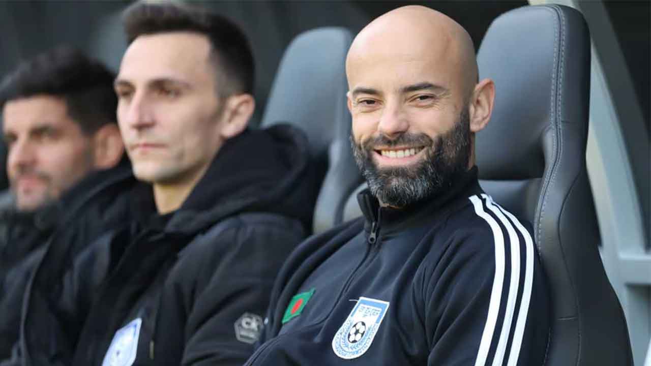 জামালদের দায়িত্বে আরও এক বছর থাকবেন কাবরেরা