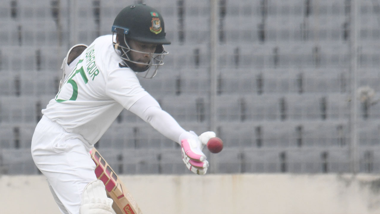 মুশফিকের আউটের যে ব্যাখ্যা দিলো আইসিসি