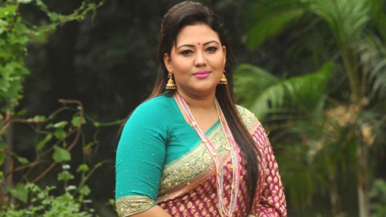 ৫ বছরে ২৮ শতাংশ আয় বেড়েছে মমতাজের, কমেছে ঋণ