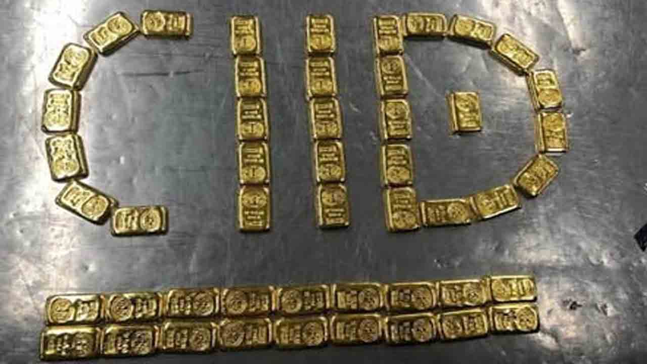 দুবাই থেকে আসা বিমানে মিলল সাড়ে ৪ কোটি টাকার স্বর্ণ
