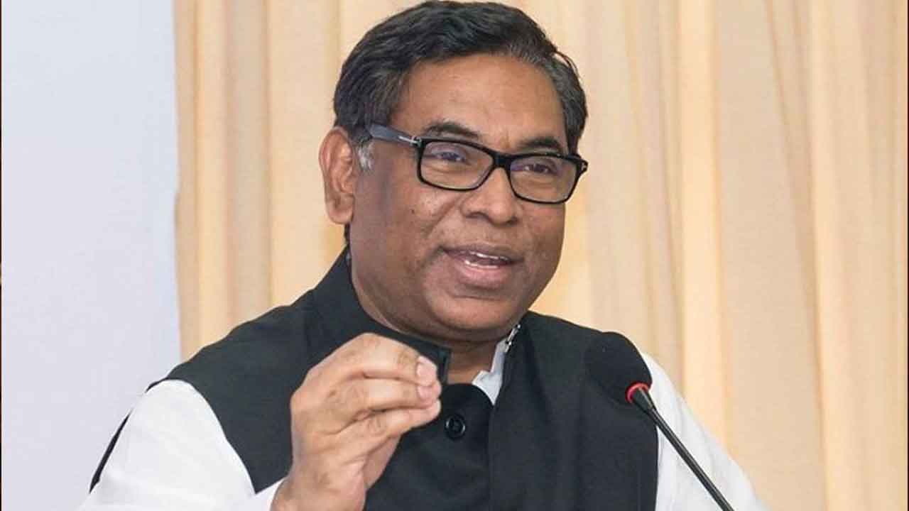 জ্বালানি তেলের দাম প্রতি মাসে সমন্বয় করা হবে: প্রতিমন্ত্রী