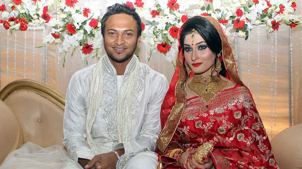বিয়ে-সংসার নিয়ে সাকিবপত্নীর আবেগঘন পোস্ট