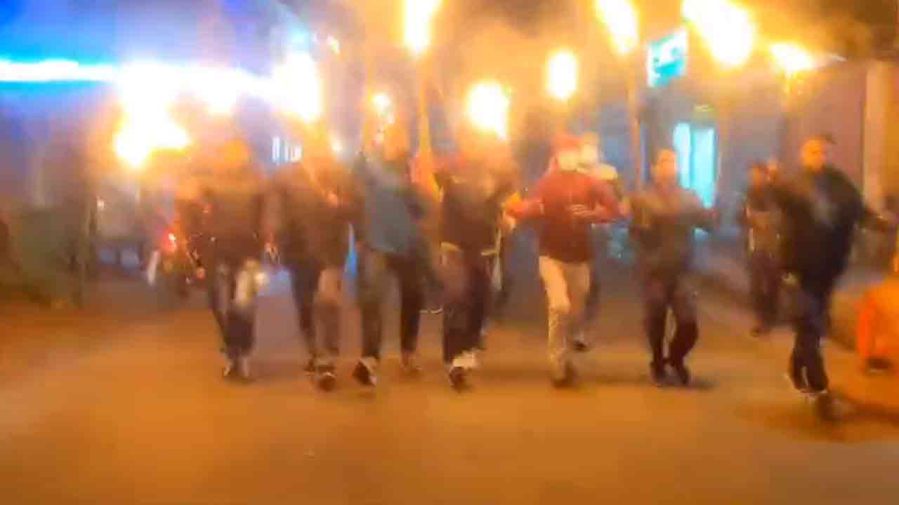 ভোলায় মশাল নিয়ে বিএনপির ঝটিকা মিছিল