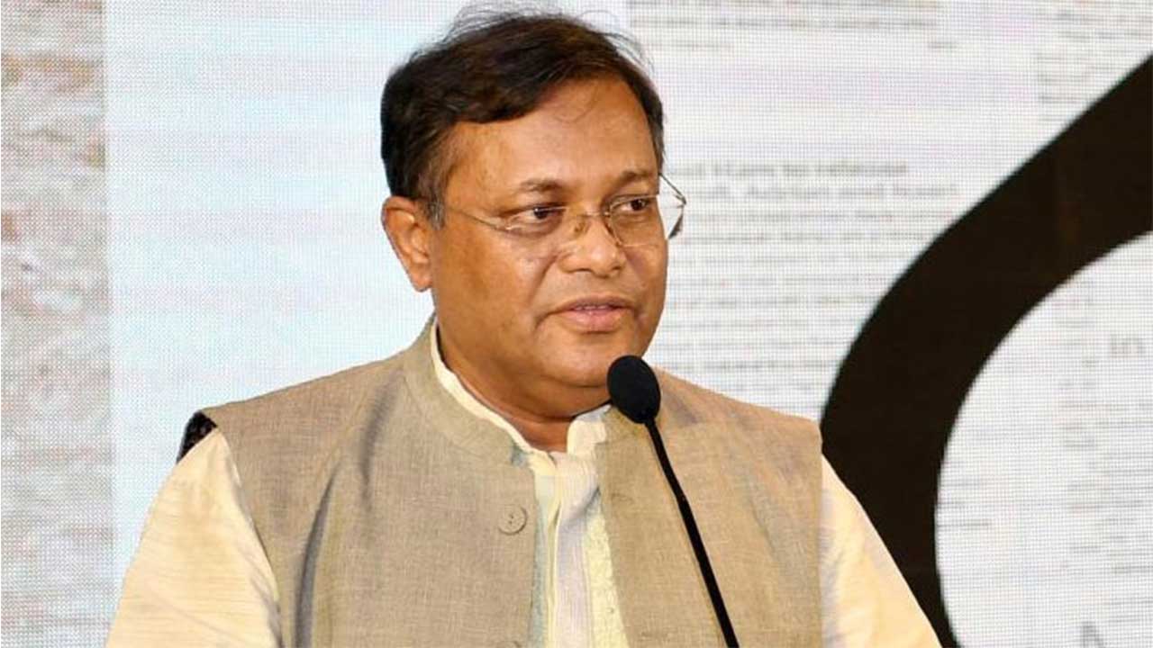 দেশে এখনও সাম্প্রদায়িক রাজনীতি হয়: তথ্যমন্ত্রী