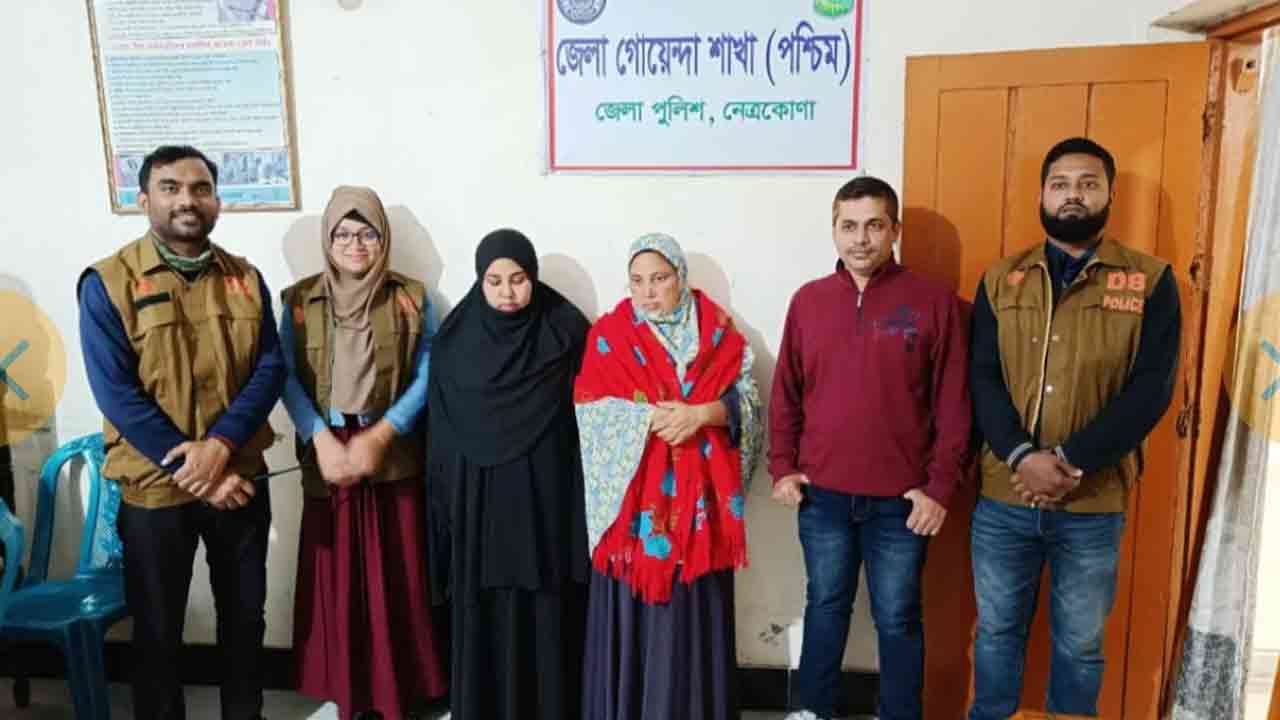 নেত্রকোনায় মন্ত্রীর আত্মীয় ও সেনা কর্মকর্তা পরিচয়ে প্রতারণা, আটক ৩