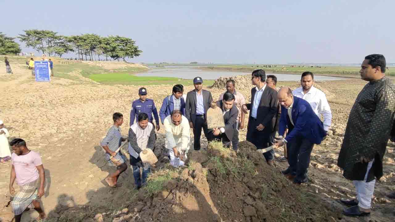 সুনামগঞ্জে ১২৫ কোটি টাকা ব্যয়ে ফসলরক্ষা বাঁধের কাজের উদ্বোধন