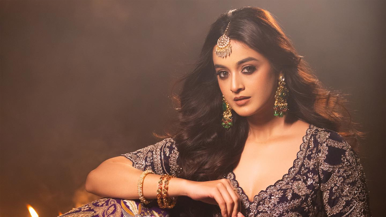 শ্বশুরবাড়িতে প্রথম রাত কেমন কাটল দর্শনার