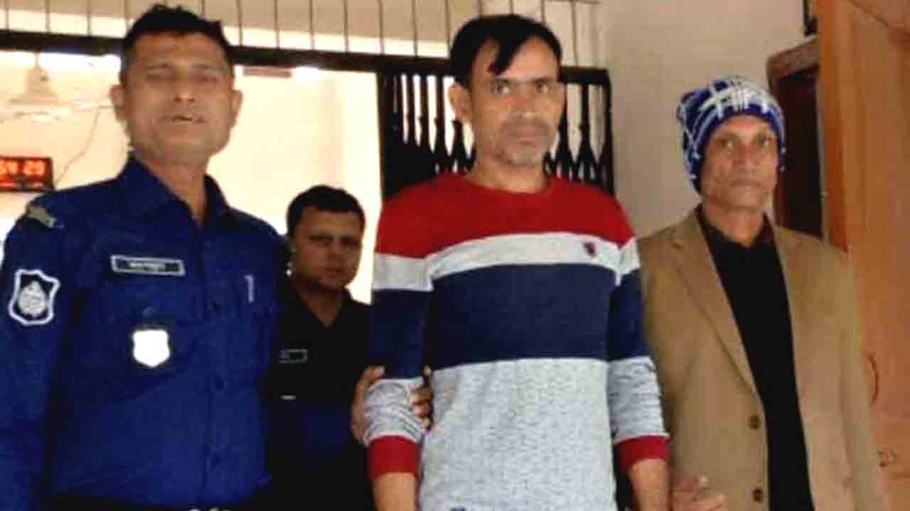 বগুড়ায় বিএনপির মশাল মিছিল থেকে গ্রেপ্তার ২ 