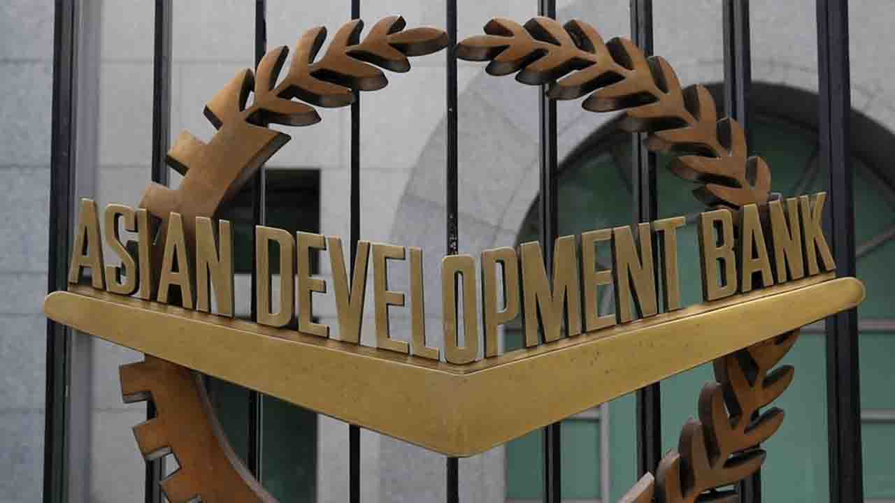 দেশের অর্থনীতি নিয়ে যে পূর্বাভাস দিলো এডিবি