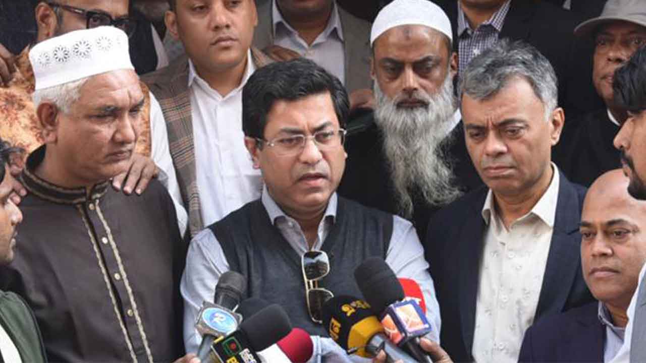 খালগুলো স্থায়ীভাবে দখলমুক্ত হবে: মেয়র তাপস