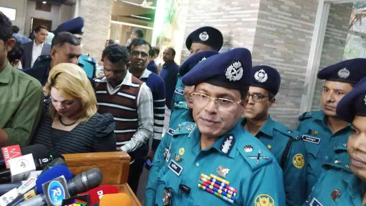নির্বাচনে আতঙ্ক ও শঙ্কা তৈরির পরিবেশ সৃষ্টি হয়েছে: ডিএমপি কমিশনার