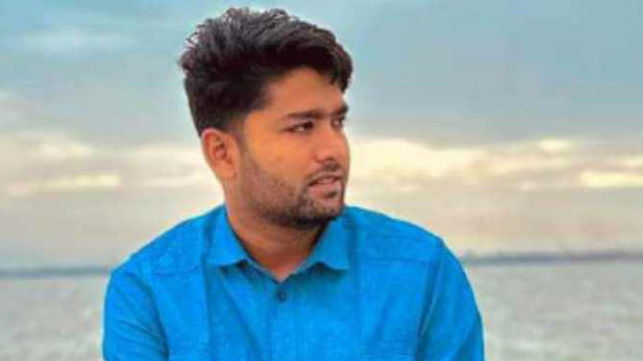 বিয়ের দাবিতে প্রেমিকার অনশন, প্রেমিক উধাও