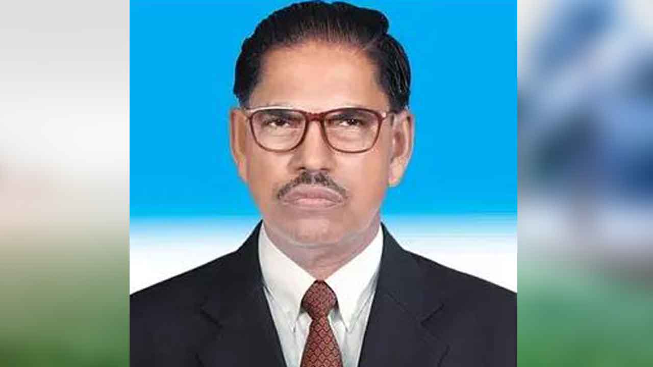 আ. লীগের সেই নেতাকে সভাপতি অব্যাহতি দিলেও সম্পাদকের চিঠিতে বহাল