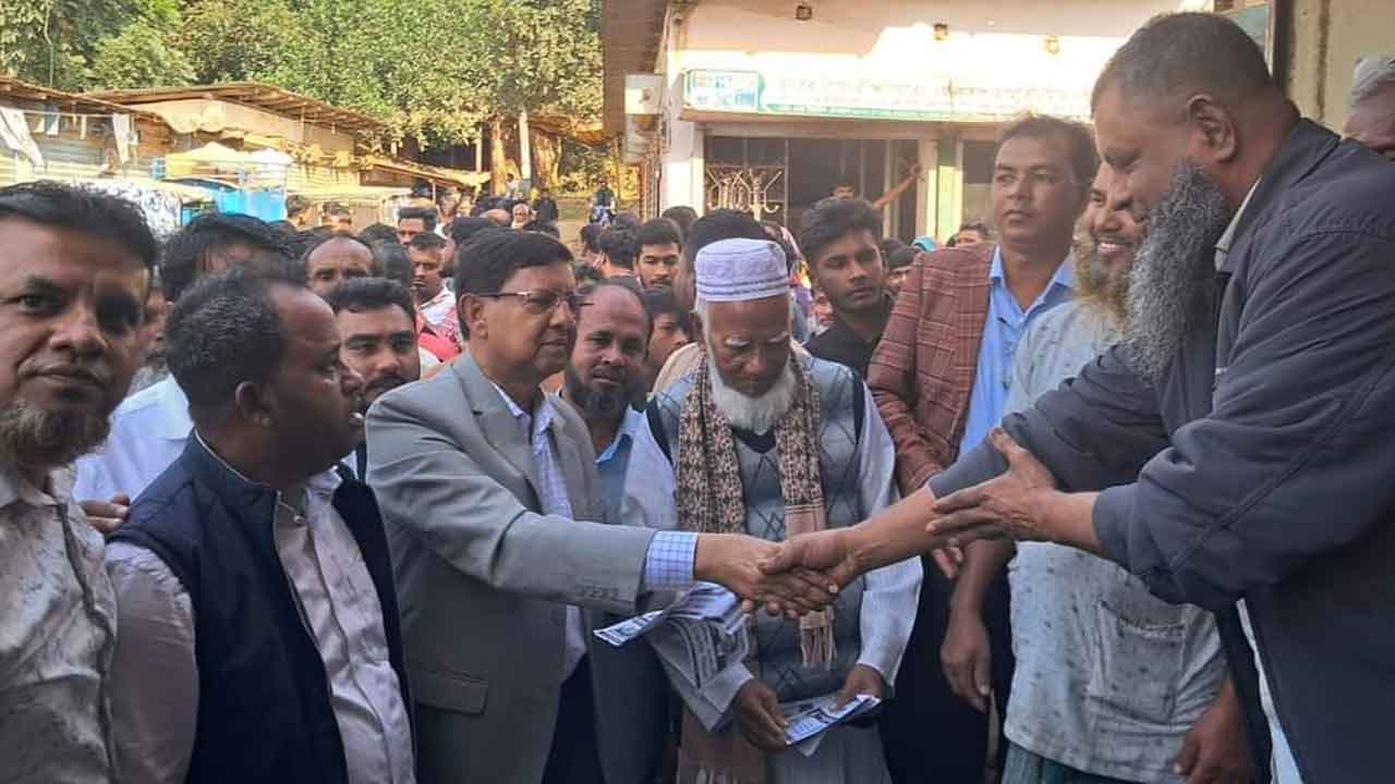 ভূমিদস্যুদের খেলা জনগণ বুঝে গেছে: গাজী 