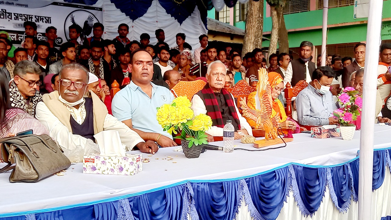 প্রতিশ্রুতি রক্ষা করেননি শিল্পপতি এমপি: লতিফ বিশ্বাস