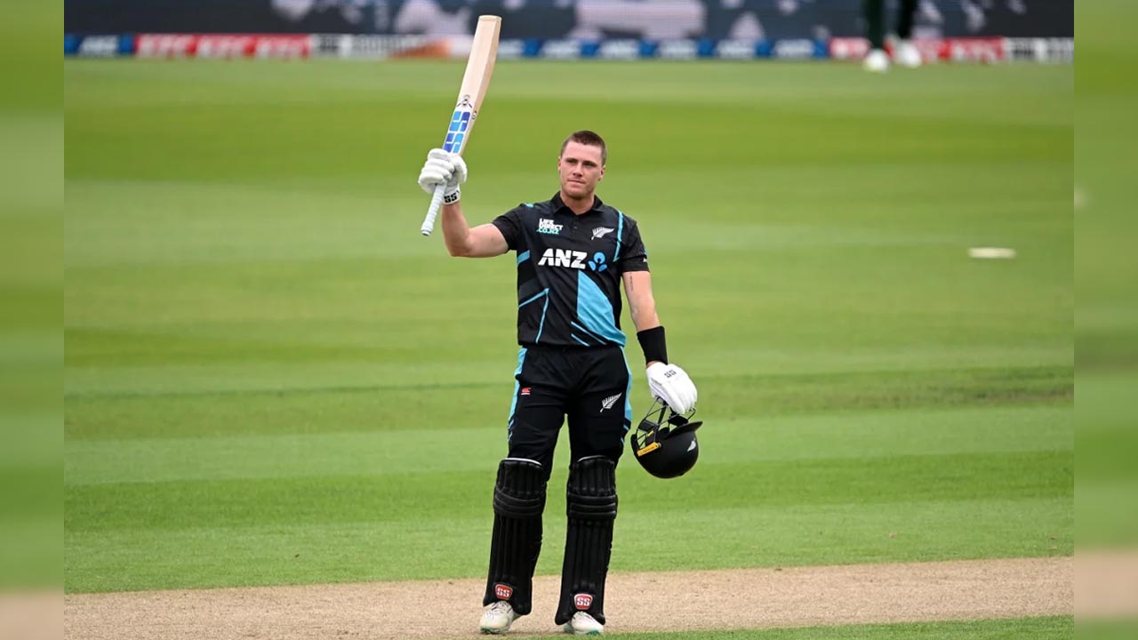 পাকিস্তানের বিপক্ষে ছক্কার বিশ্বরেকর্ড করলেন অ্যালেন