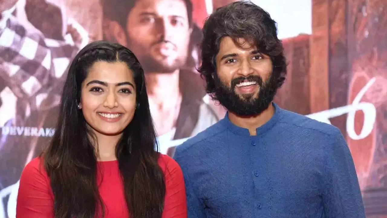 বিয়ে নয়, লিভ ইন করবেন বিজয়-রাশমিকা