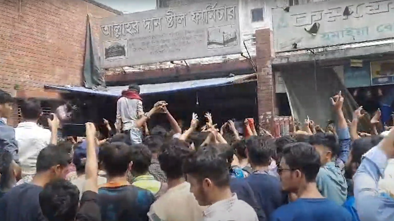 বিপিএলের ফাইনালের টিকিট নিয়ে হয়রানি