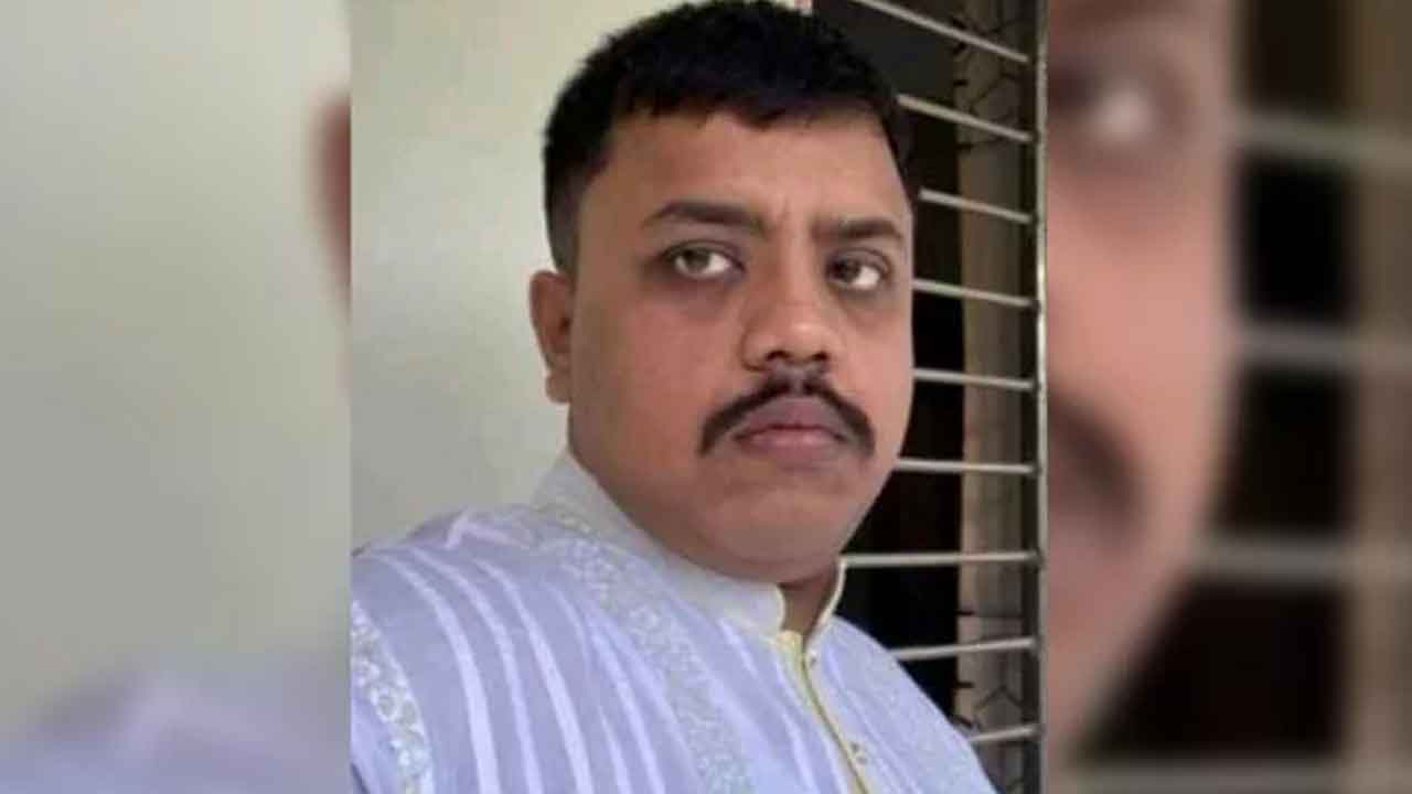 অভিযুক্ত শিক্ষক রায়হান শরীফ