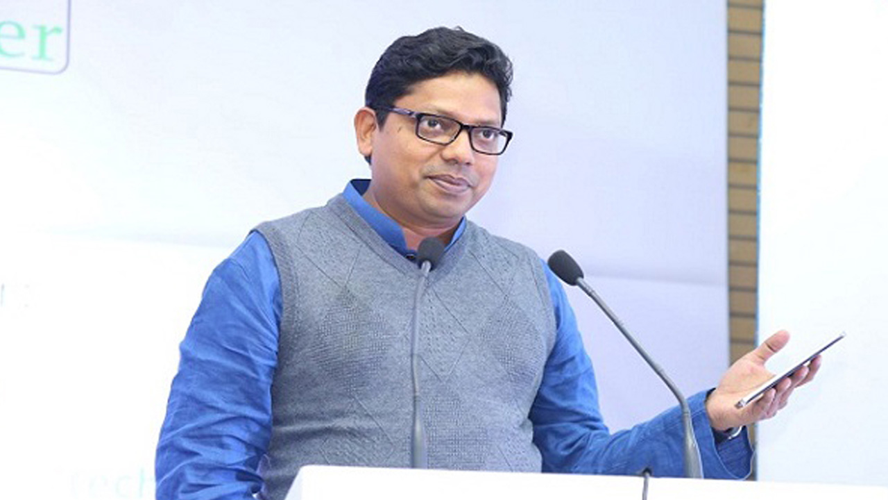 গুজব প্রতিরোধে ডিসিদের চার পরামর্শ দিলেন পলক