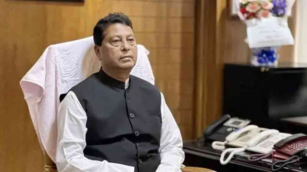 সুইজারল্যান্ডে গেলেন শ্রম প্রতিমন্ত্রী