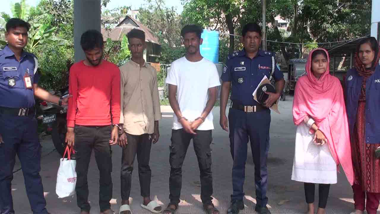 প্রেমের ফাঁদে ফেলে লুট করত সর্বস্ব