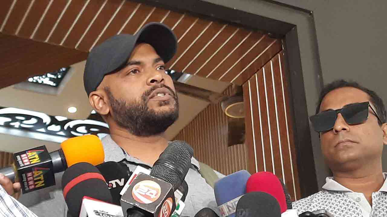 ছাত্রীকে যৌন হয়রানির অভিযোগ নাকচ জবি শিক্ষকের
