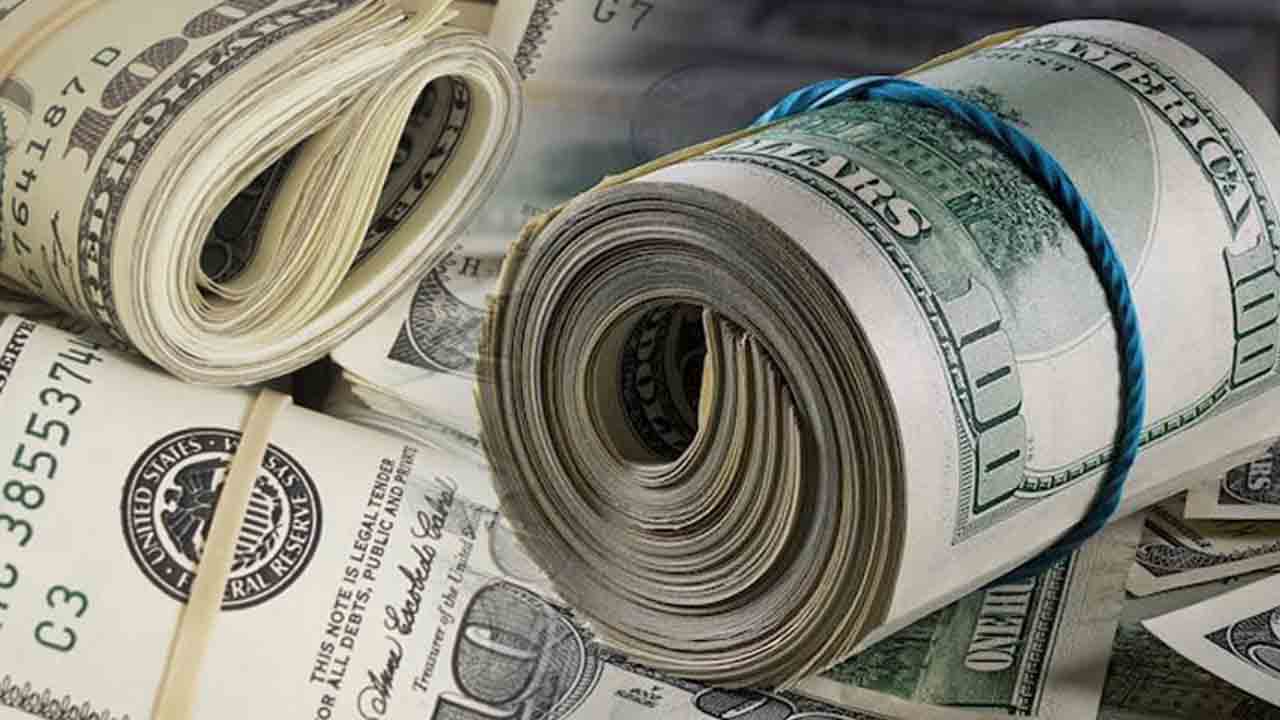 ডলার। ফাইল ছবি