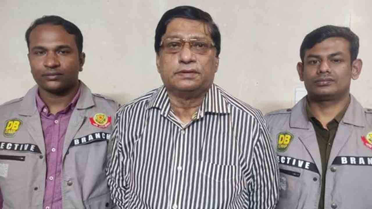 ট্রেনে আগুনের মামলায় জামিন পাননি বিএনপির নবী উল্লাহ। ফাইল ছবি