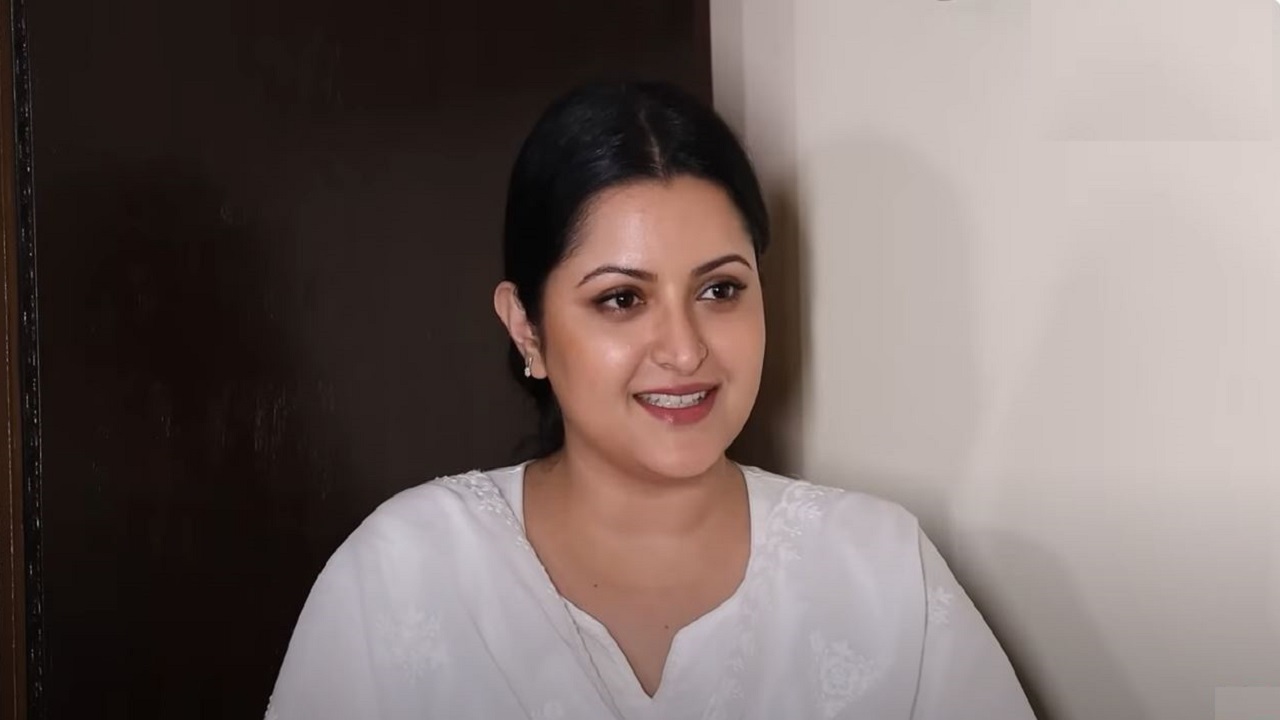 লকড হয়ে গেছে পরীমণির প্রেম