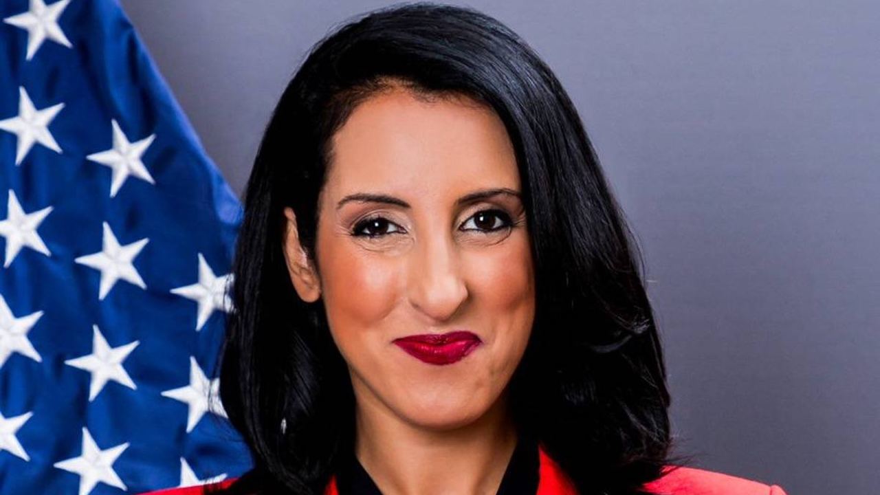 মার্কিন যুক্তরাষ্ট্র পররাষ্ট্র দপ্তরের আরবি ভাষার মুখপাত্র হালা রারিত / ছবি: সংগৃহীত