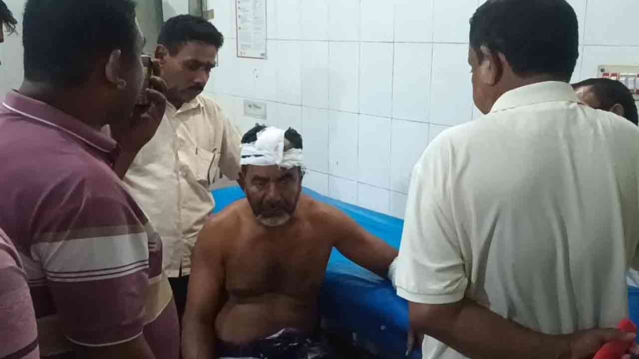 মুজিবনগরে দুই চেয়ারম‌্যান প্রার্থীর সমর্থক‌‌দের সংঘ‌র্ষে আহত ১৩