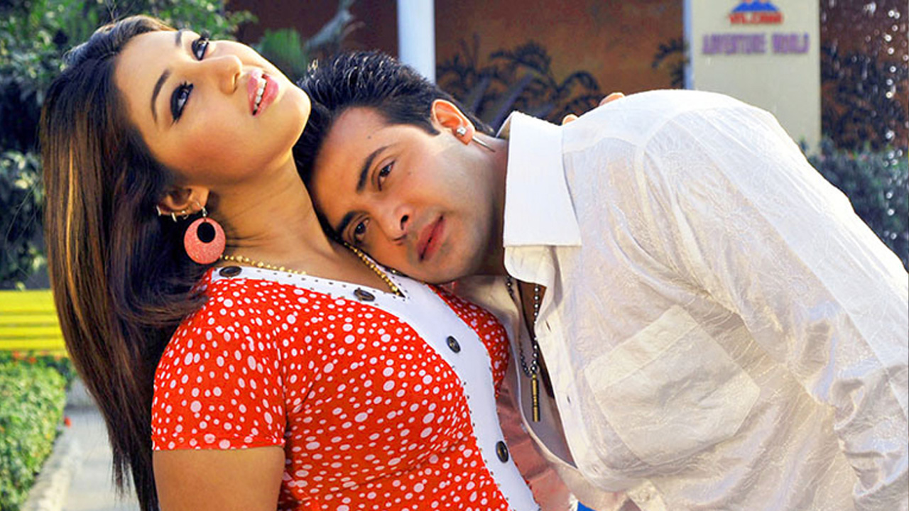 শাকিবের সঙ্গে বিয়ে নিয়ে গোপন তথ্য ফাঁস করলেন অপু