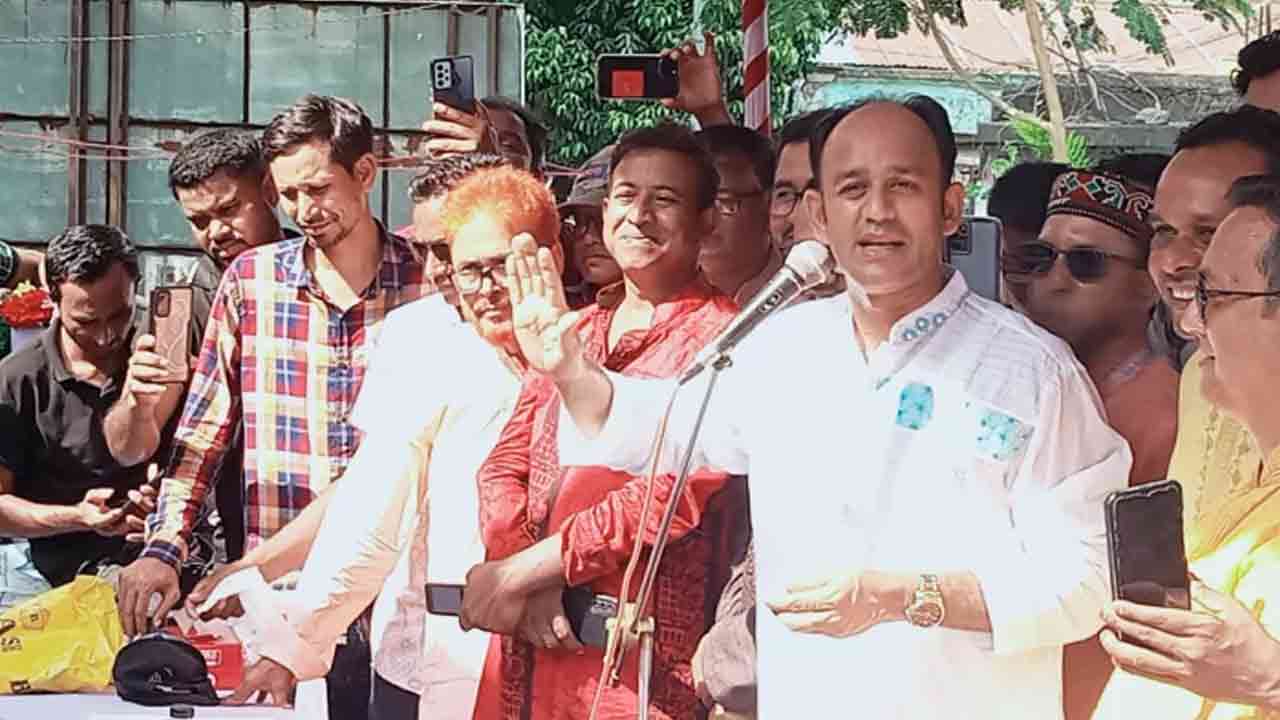 প্রধানমন্ত্রী চা-পাতার ন্যায্যমূল্য দিয়েছেন: ব্যারিস্টার সুমন