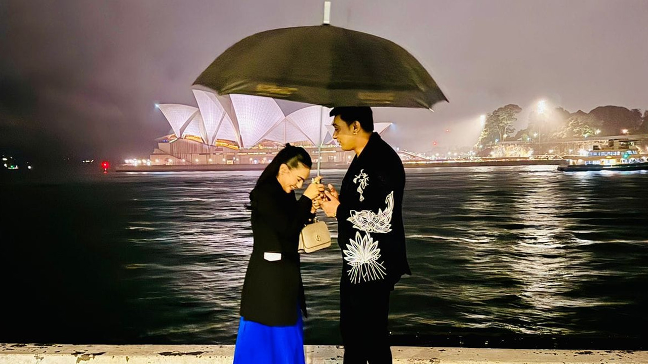 ফেসবুক থেকে নেওয়া