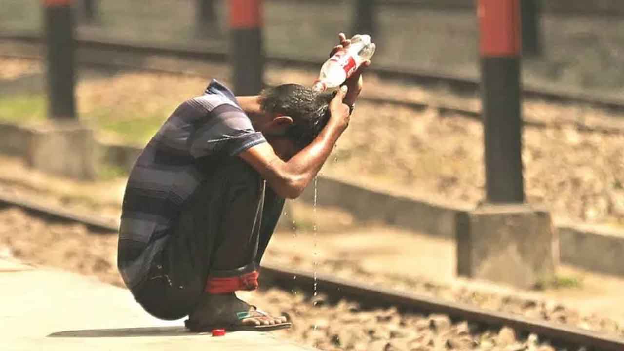 দাবদাহ থেকে শহরবাসীর মুক্তি মিলবে যেদিন