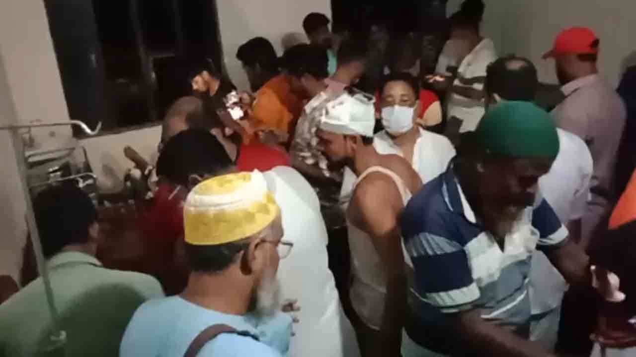 কুয়াকাটায় জমিসংক্রান্ত বিরোধে সংঘর্ষ, আহত ১০