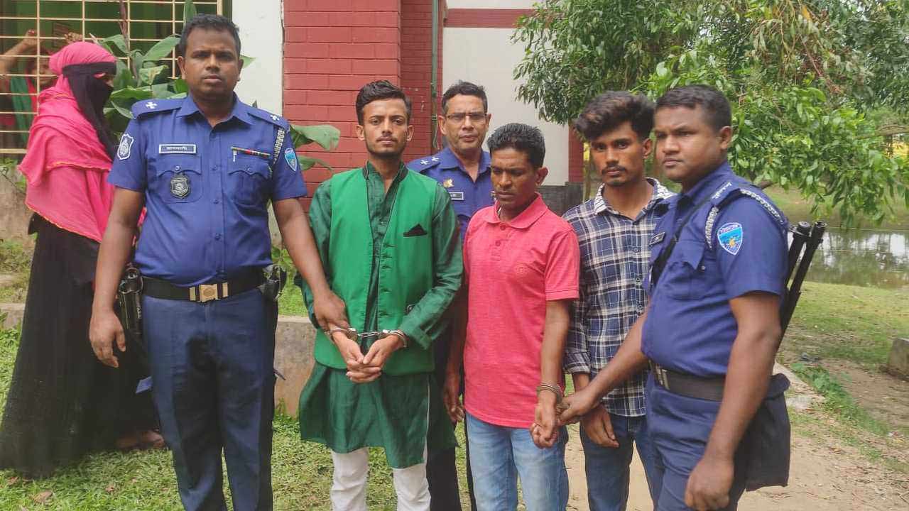 ছবিঃ দেশ টিভি