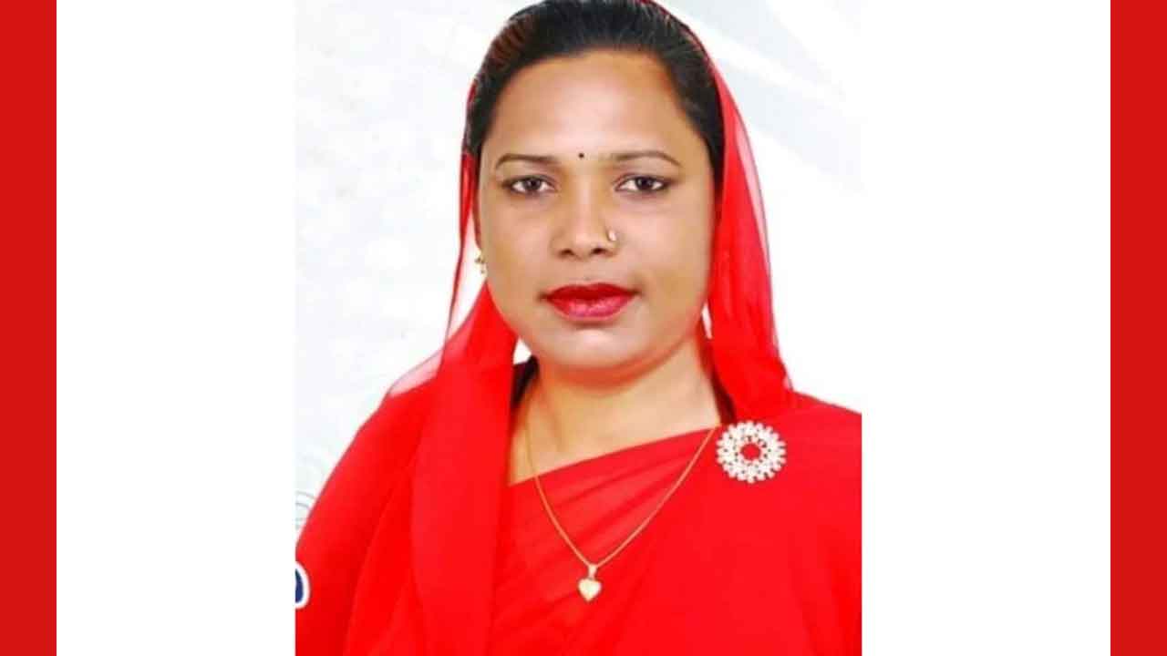 তৃতীয় লিঙ্গের বর্ষা। ছবি: সংগৃহীত