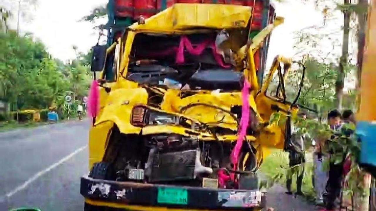 ছবিঃ দেশ টিভি