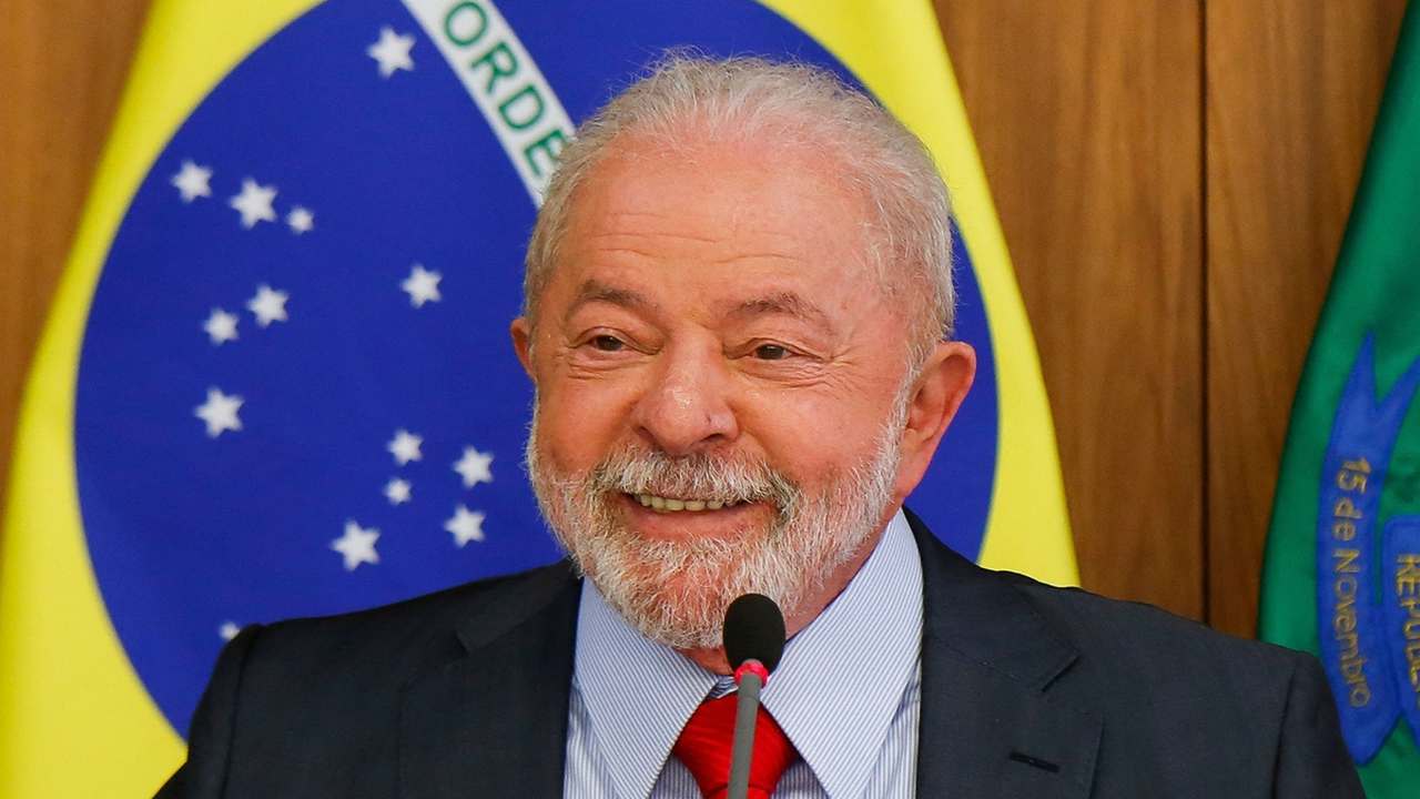 ব্রাজিলের প্রেসিডেন্টের চিলিতে সফর স্থগিত