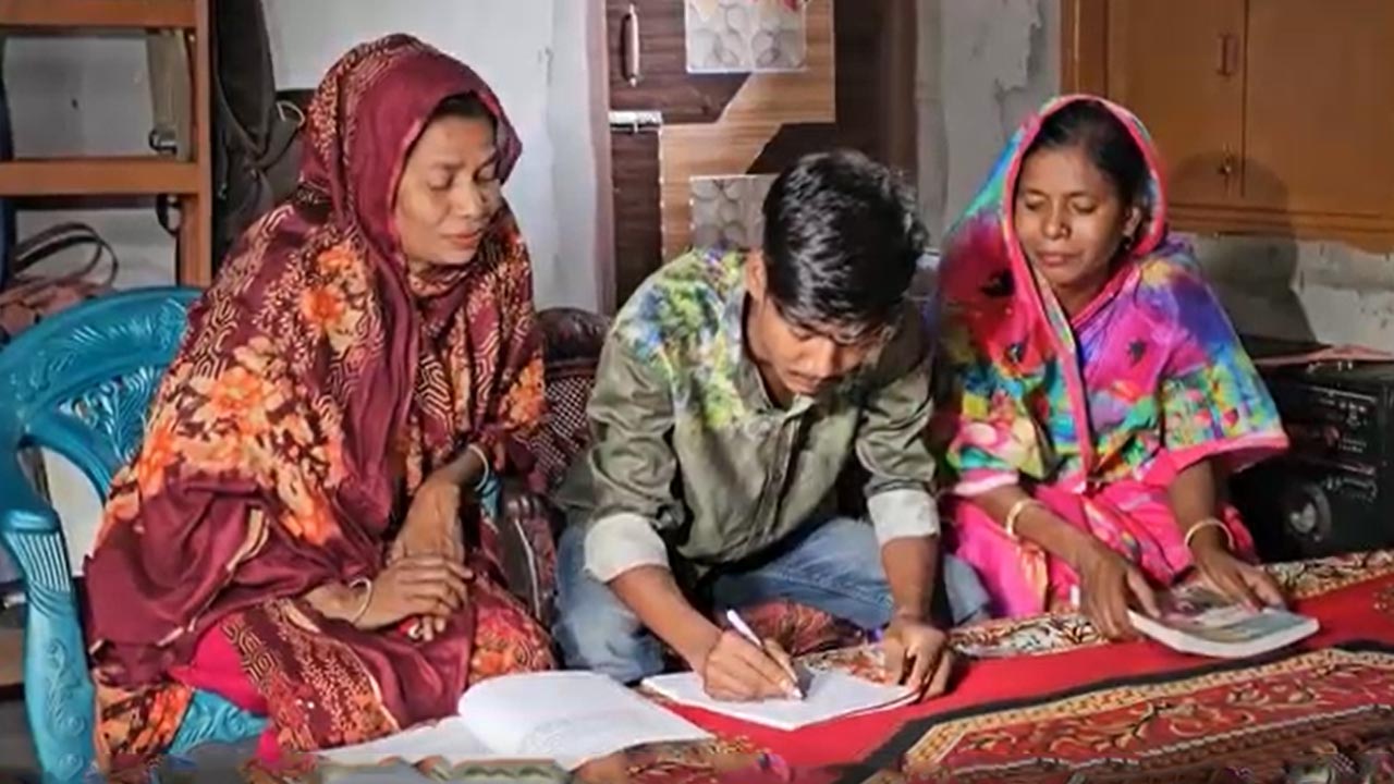 ছবিঃ দেশ টিভি