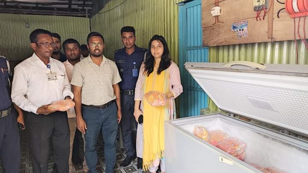 ফরিদপুরে নকল আইসক্রিম তৈরির কারখানা সিলগালা