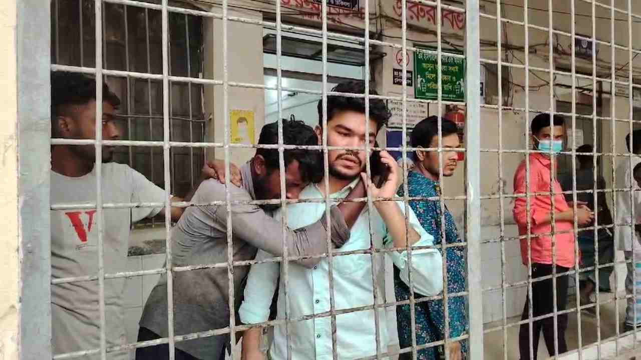 নরসিংদীতে ধান কাটার সময় বজ্রপাতে মা-ছেলেসহ তিনজন নিহত